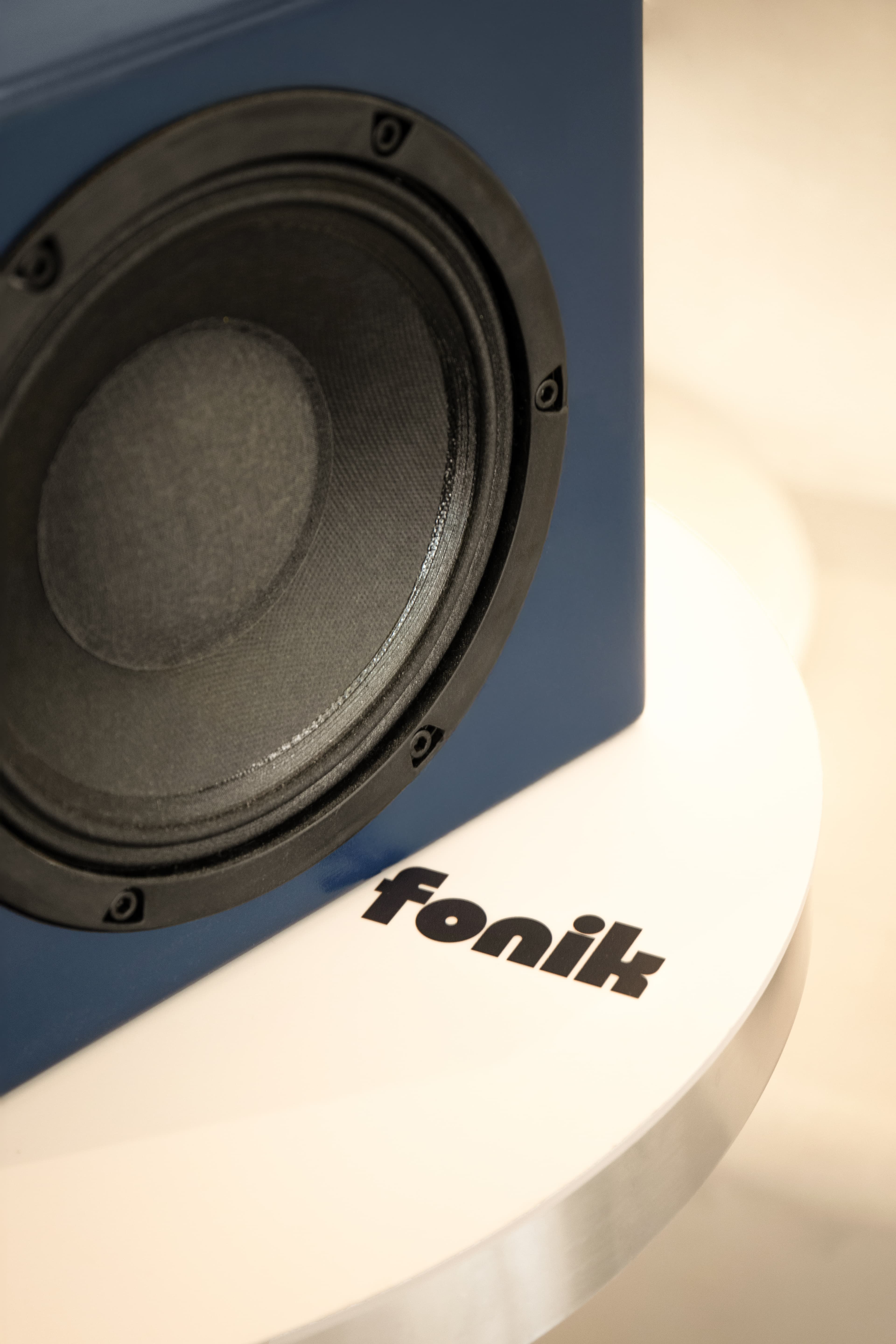 Fonik — system in context
